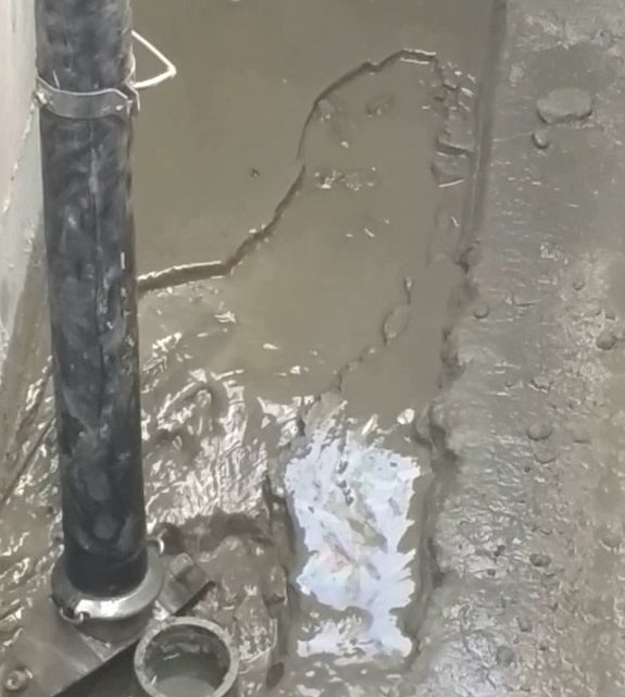 pompa-per-aspirare-acqua-e-sabbia-tarua