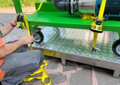 attrezzature per autospurgo Tarua spurgo pompa Tarua sganciabile 6