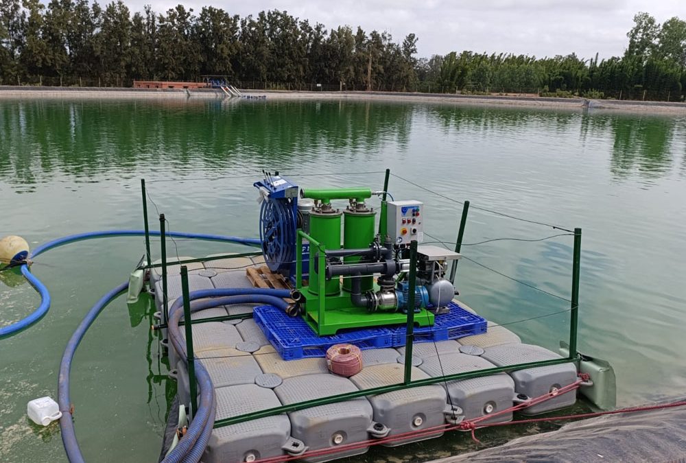 Pulizia lago senza svuotamento: aspirare fanghi e detriti con la pompa giusta